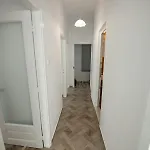 Lovely One-bedroom Flat In
