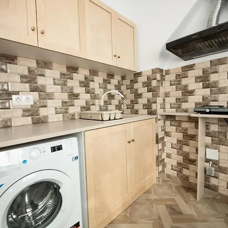 Lovely One-bedroom Flat In