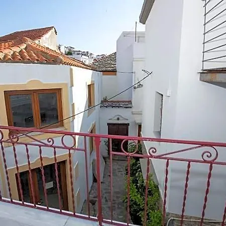 Lovely One-bedroom Flat In 公寓 *