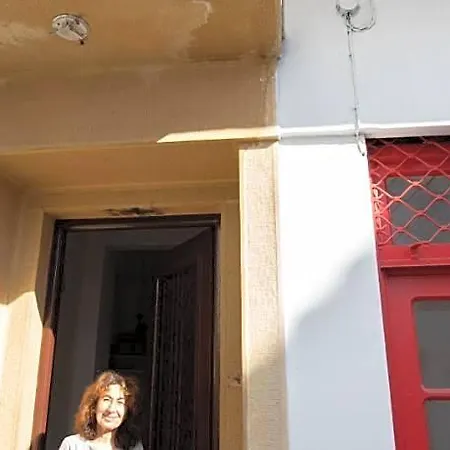 Lovely One-bedroom Flat In 公寓 *