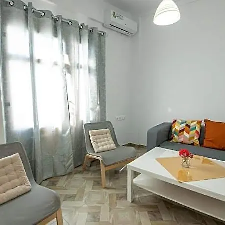 Lovely One-bedroom Flat In 公寓