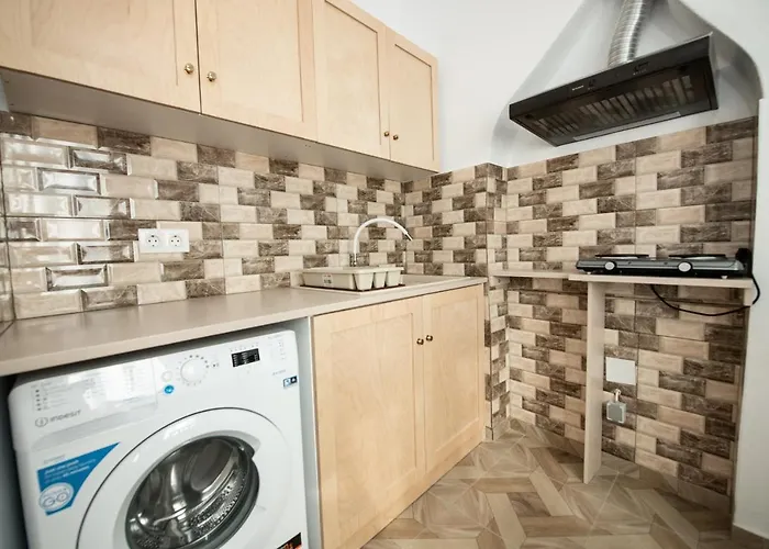 Lovely One-bedroom Flat In